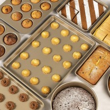 kitCom Nonstick Bakeware Sets Textured 6-Piece with Loaf Pan, Cookie Sheet Set, Round Cake Pan, Roasting Pan, Heavy Duty Carbon Steel Premium Baking Pan, Champagne Gold: Home & Kitchen