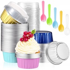 Suclain 200개 뚜껑과 숟가락이 있는 5온스 알루미늄 호일 베이킹 컵 포함 100개 머핀 라이너 컵 재사용 가능한 호일 컵케이크 라메킨, 생일 결혼식 파티를 위한 100개 다채로운 플라스틱 스포크: 가정 및 주방