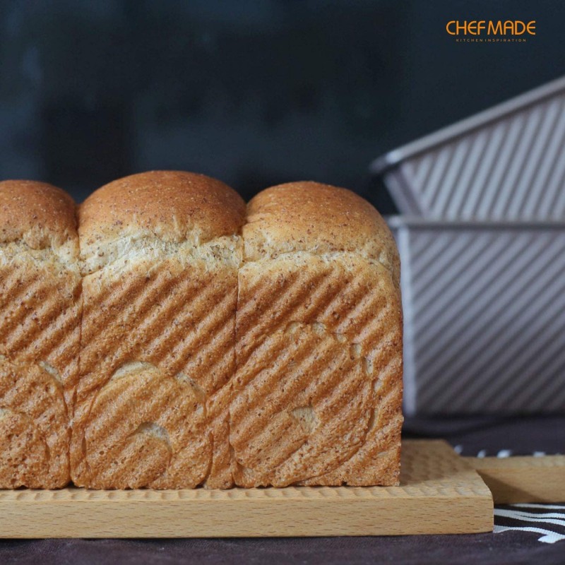 CHEFMADE Pullman Loaf Pan with Lid, 0.99Lb 반죽 용량 오븐용 논스틱 직사각형 골판지 토스트 박스 4.2
