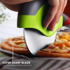 키치 피자 커터 휠 - 매우 날카롭고 청소하기 쉬운 슬라이서, 보호 블레이드 가드가 있는 주방 가제트(녹색): 가정 및 주방