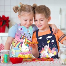 Secura 2 팩 어린이 앞치마, 레인보우 유니콘 앞치마 여자 소년용 포켓이있는 조정 가능한 어린이 주방 요리사 앞치마 요리 베이킹 그림 (소형, 3-5 년) : 가정 및 주방