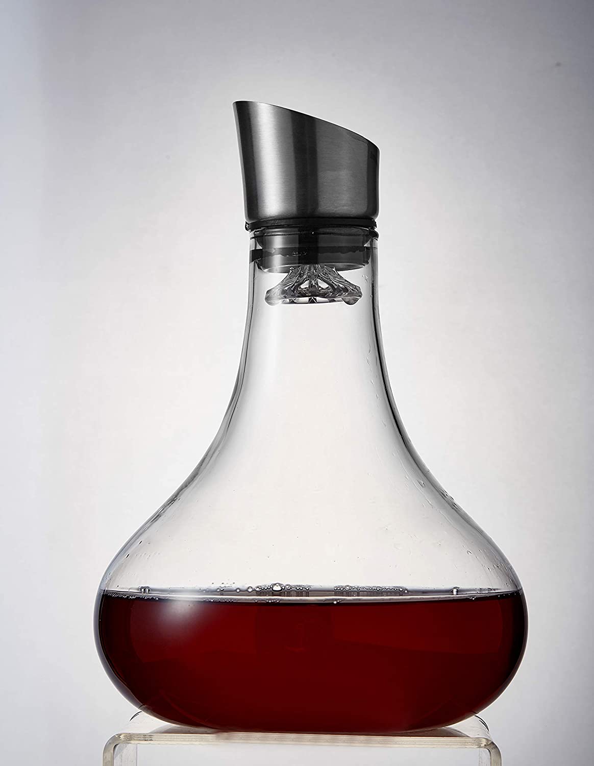 Eravino Wine Decanter Airating Carafe with Lid 100% 핸드 블로우 크리스털 글라스 데칸터 와인 브리더 - 와인 마시는 사람들을 위한 훌륭한 선물: