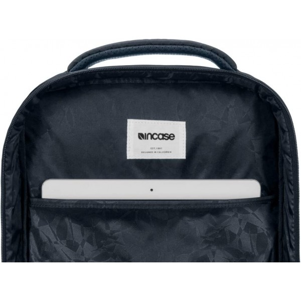 Incase ICON Slim Backpack, 최대 16\